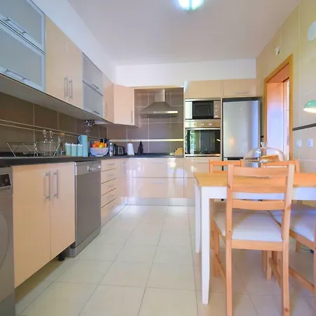 Villa Ferreira's *